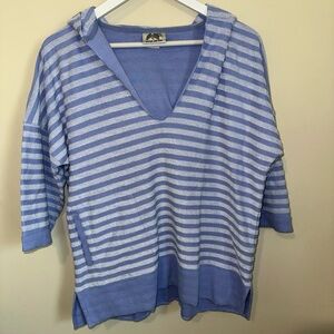 Wild Palms Women’s Periwinkle Striped Hooded Sweatshirt Half Sleeve Sz Large EUC